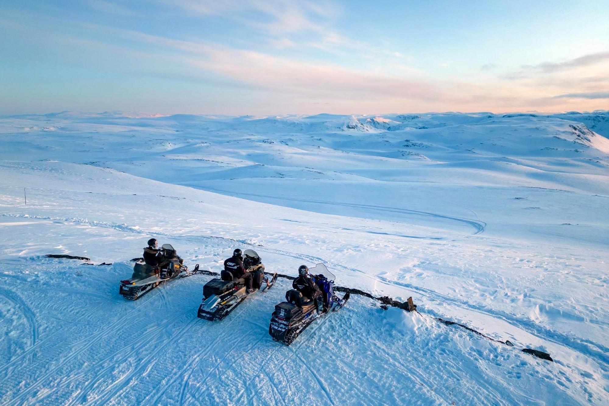Reisa Lodge Storslett Экстерьер фото